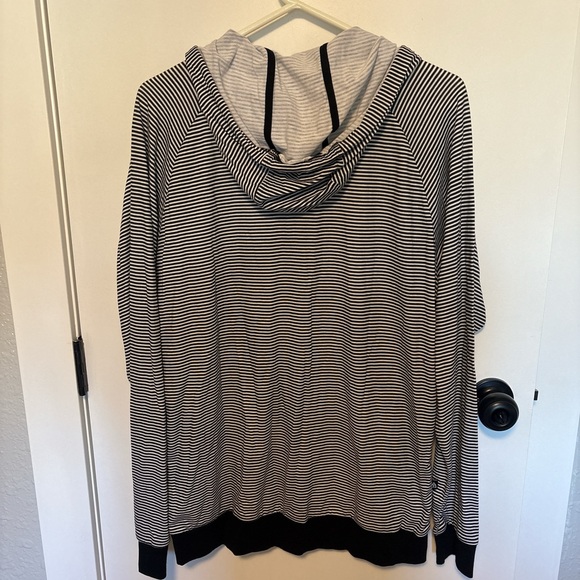 Matix Black and White Striped Top - Picture 4 of 5